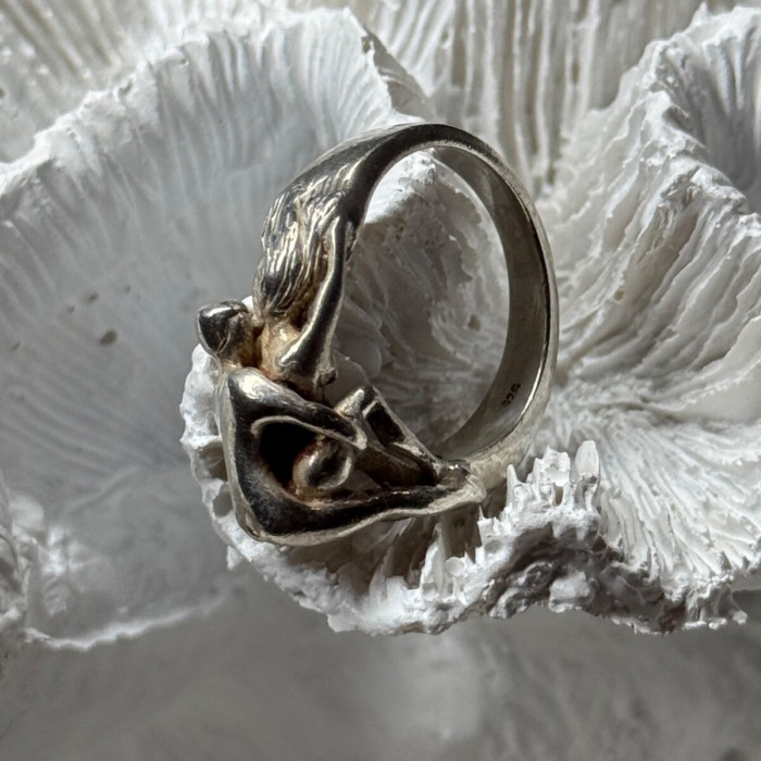 925 Sterling Silver Kamasutra Ring Size 6.5