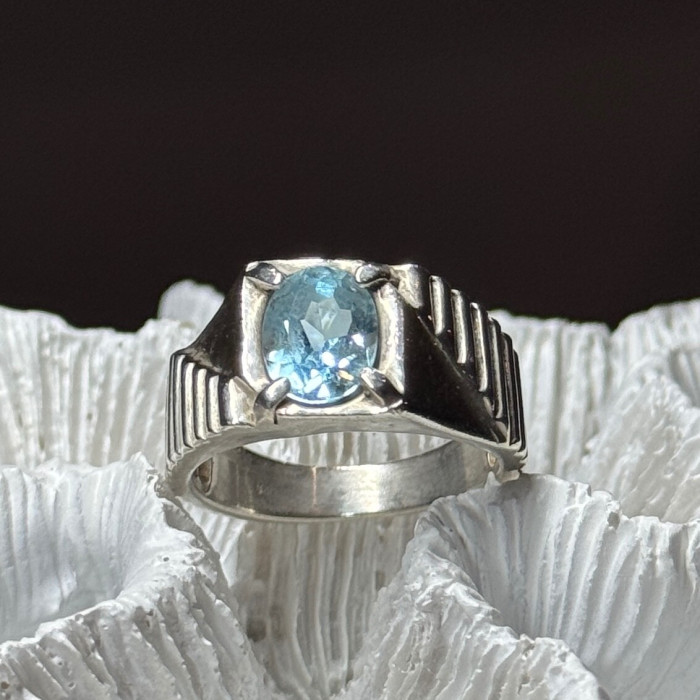 Men's 925 Sterling Silver Topaz Ring Size 8.5