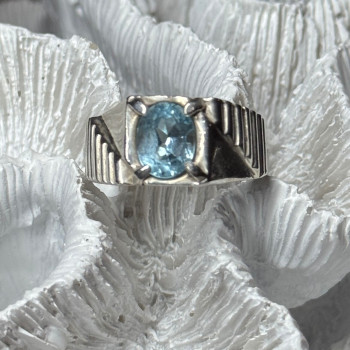 Men's 925 Sterling Silver Topaz Ring Size 8.5