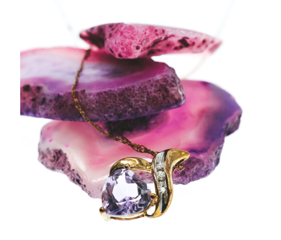 Jewellery for the Queen